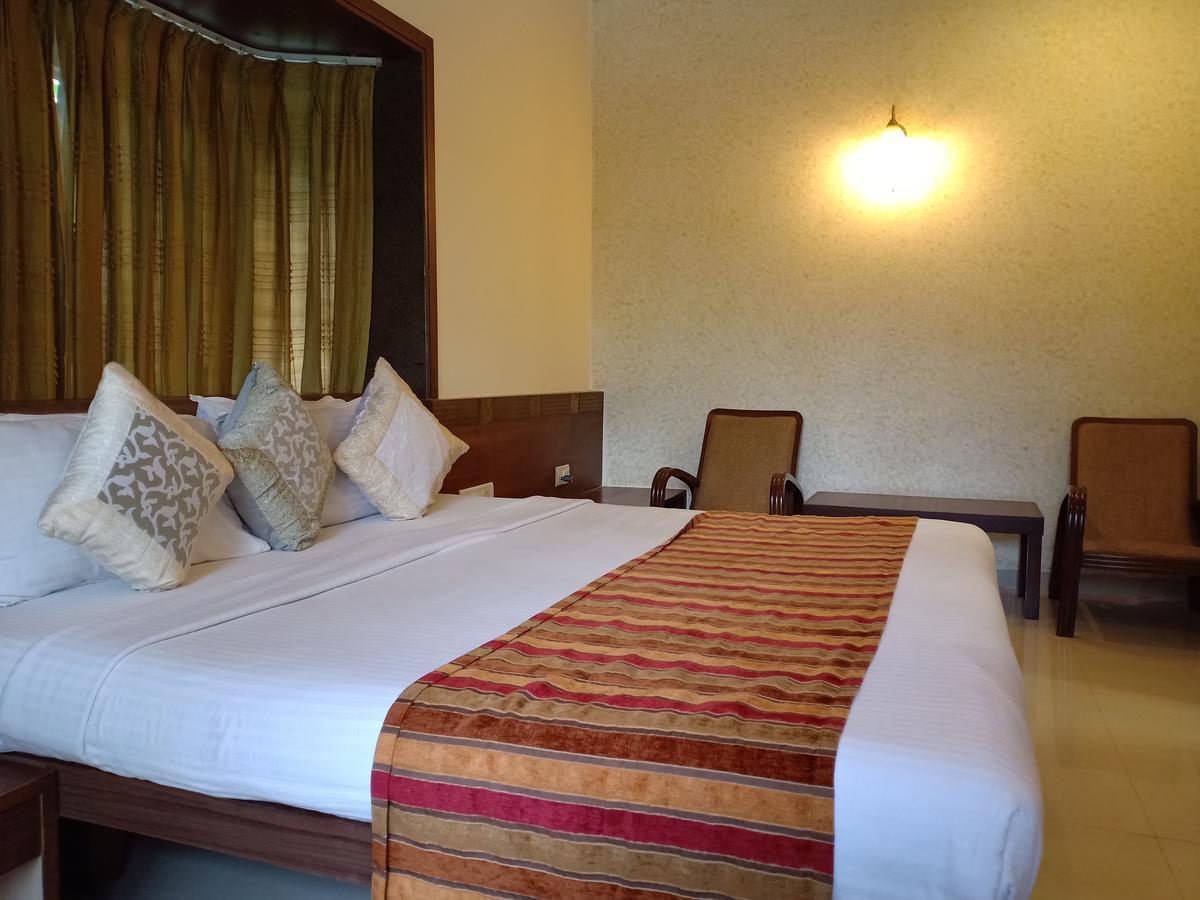 Hotel Chandralok Lonavla Exterior foto