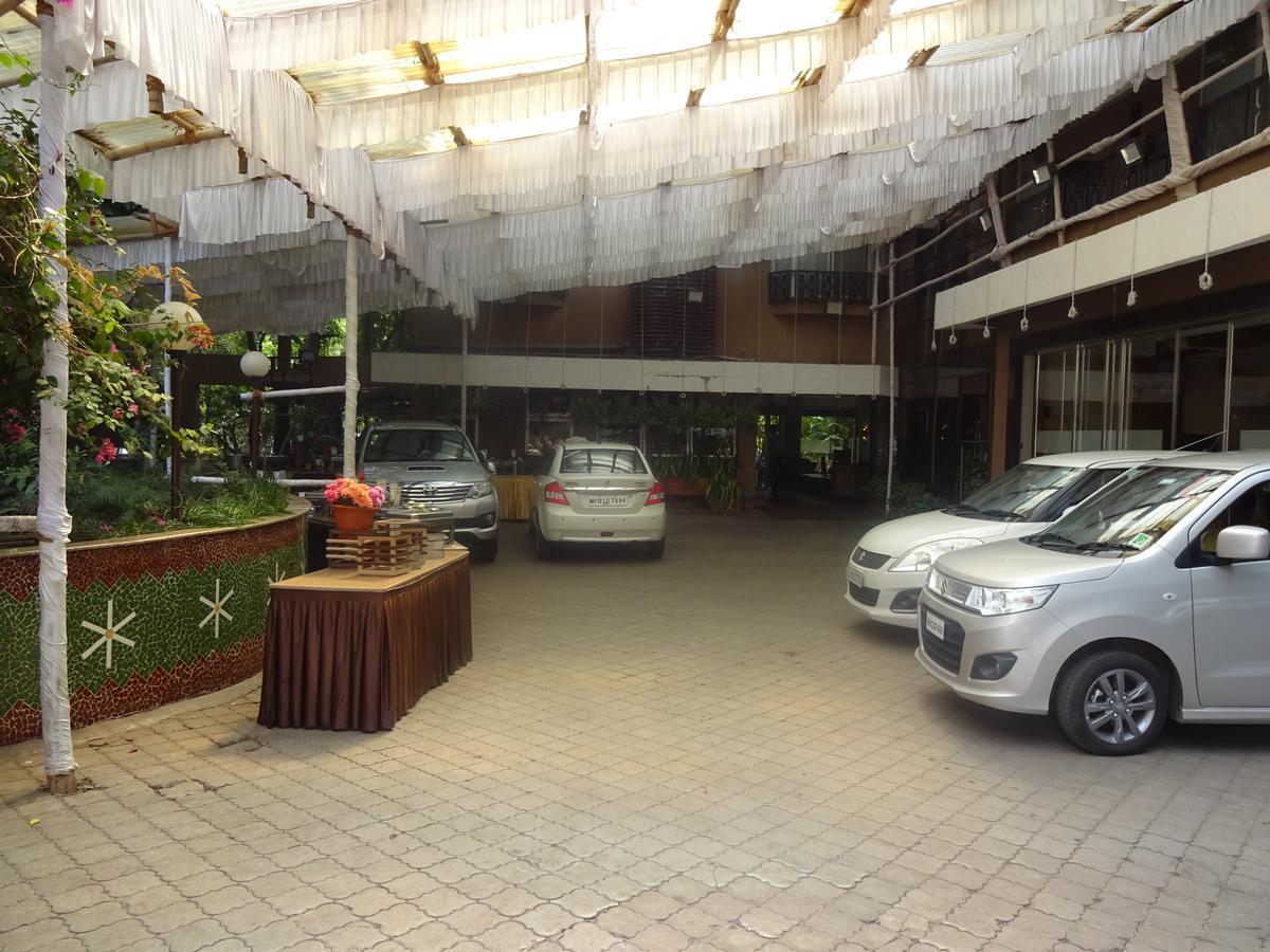 Hotel Chandralok Lonavla Exterior foto